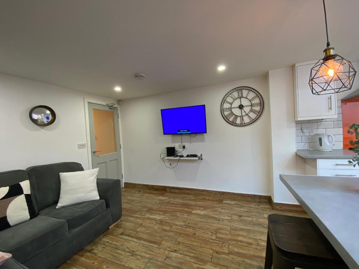 Nice Living Serviced Accommodations 2 考文垂 外观 照片