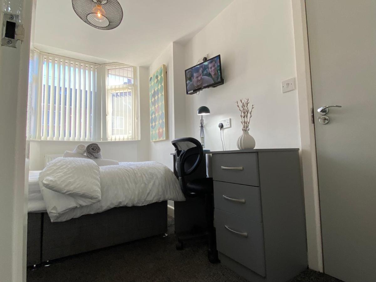 Nice Living Serviced Accommodations 2 考文垂 外观 照片