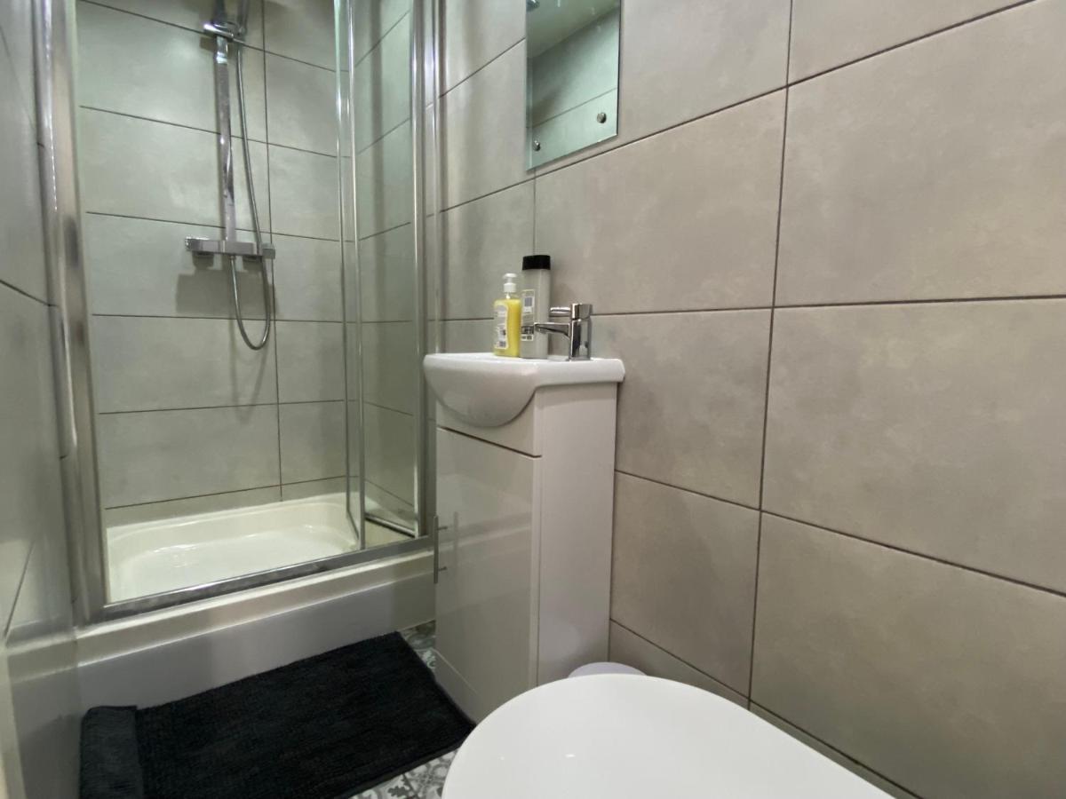 Nice Living Serviced Accommodations 2 考文垂 外观 照片
