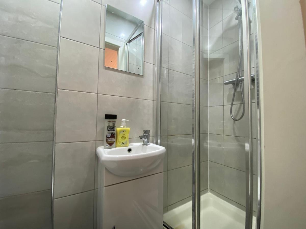 Nice Living Serviced Accommodations 2 考文垂 外观 照片
