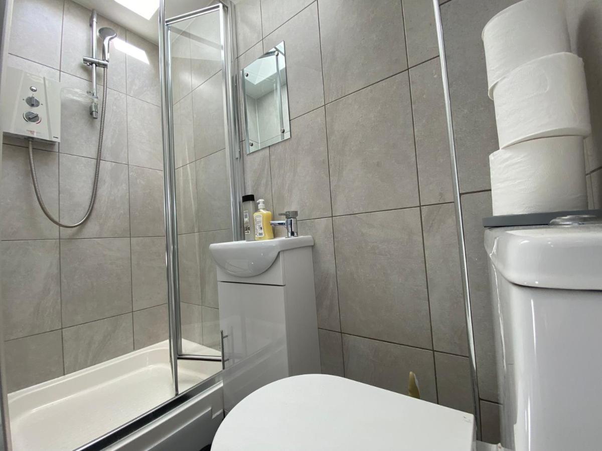 Nice Living Serviced Accommodations 2 考文垂 外观 照片