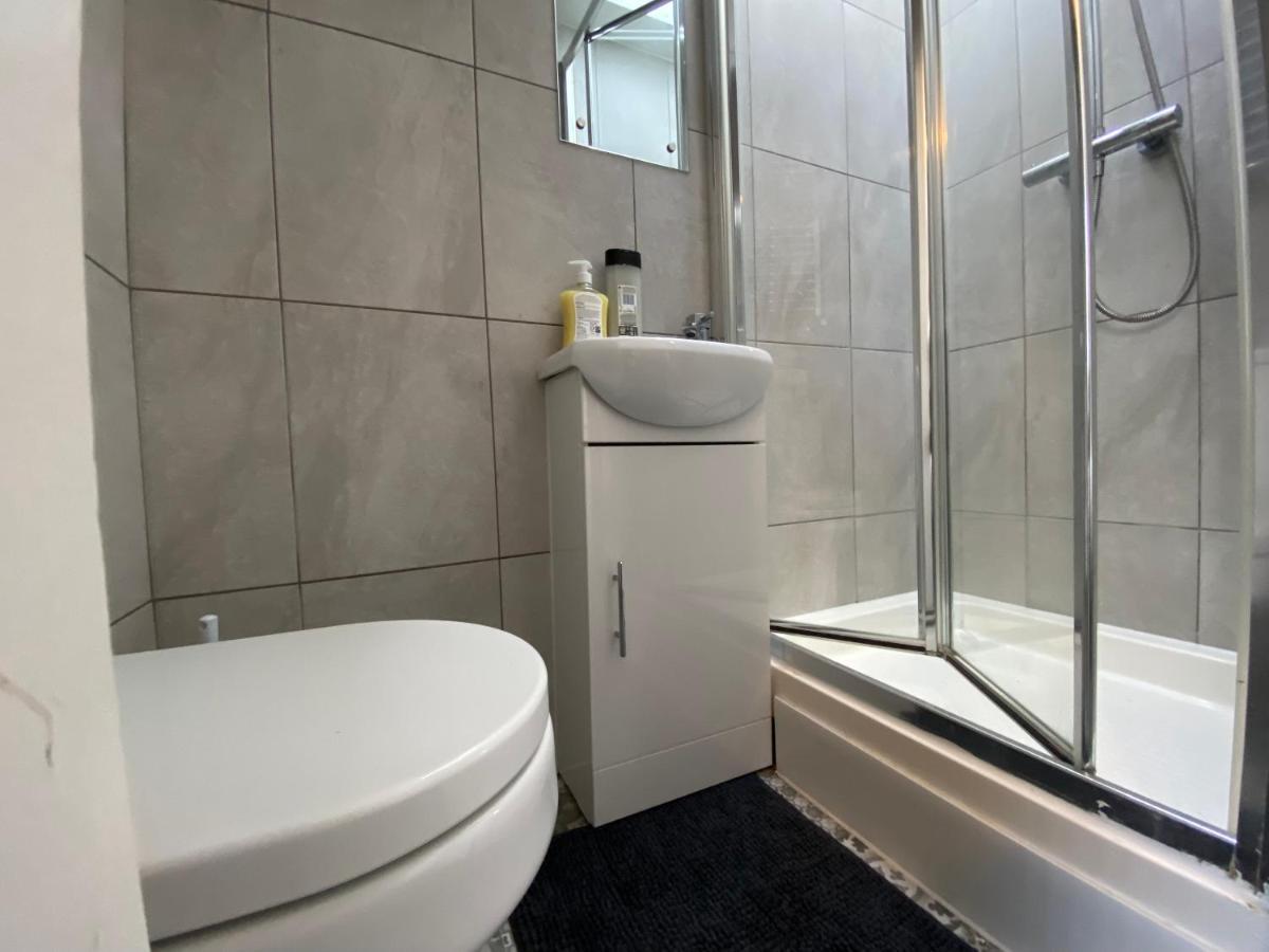 Nice Living Serviced Accommodations 2 考文垂 外观 照片